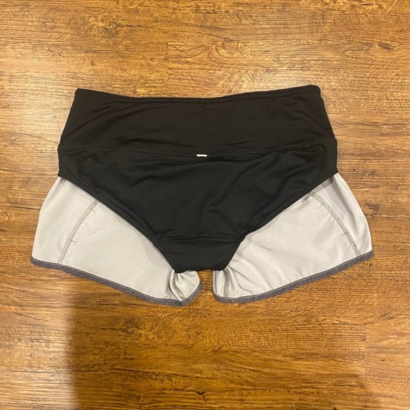 Lululemon Heather Gray Lined Workout Running Jogging Gym Active Shorts Women's 4 - Picture 4 of 8